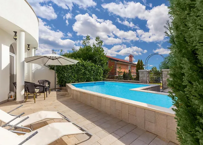 3 Bedroom In Veprinac