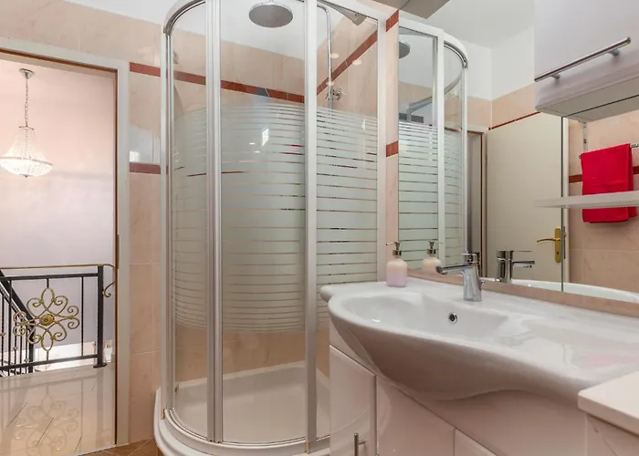 3 Bedroom In * Veprinac