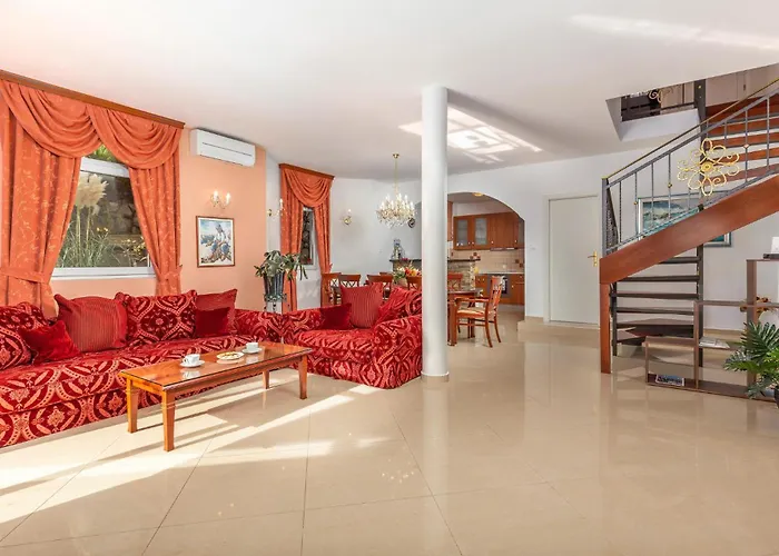 3 Bedroom In Veprinac